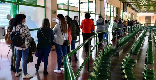 La incidencia se sitúa en 130 casos mientras Sanidad suma 5.348 nuevos contagios y 173 muertes