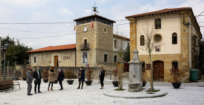 Turismo invierte 180.000 euros en la reordenación y mejora de la plaza de Villapresente