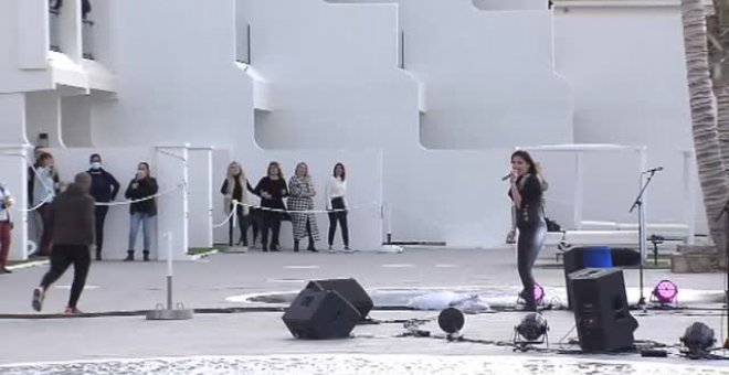 Un hotel de Gran Canaria se convierte en una improvisada sala de conciertos al aire libre