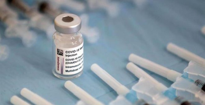 Sanidad investiga una muerte por ictus por su posible vinculación con la vacuna de AstraZeneca