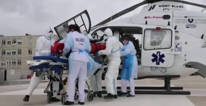 París empieza a trasladar enfermos a otros hospitales por la presión en la unidades de críticos