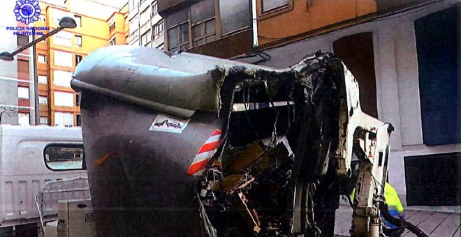 Cuatro detenidos por causar daños a vehículos y quemar contenedores en Santander