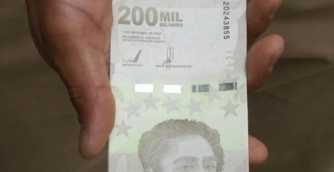 Billetes de 200 mil bolívares para hacer frente a la inflación descontrolada en Venezuela