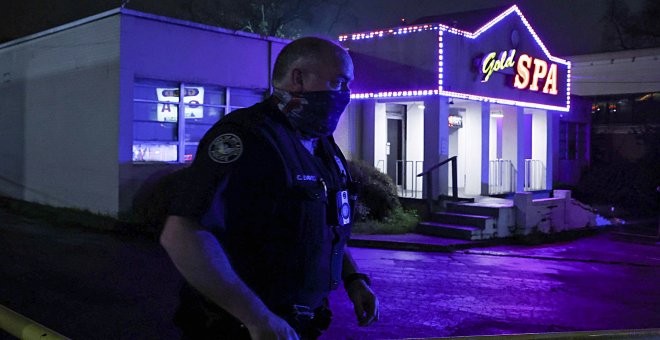 Al menos ocho personas mueren tiroteadas en un ataque a tres salones de masajes asiáticos en Atlanta