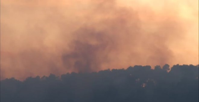 Un incendio forestal en la comarca tarraconense de la Conca de Barberà ha quemado ya 30 hectáreas