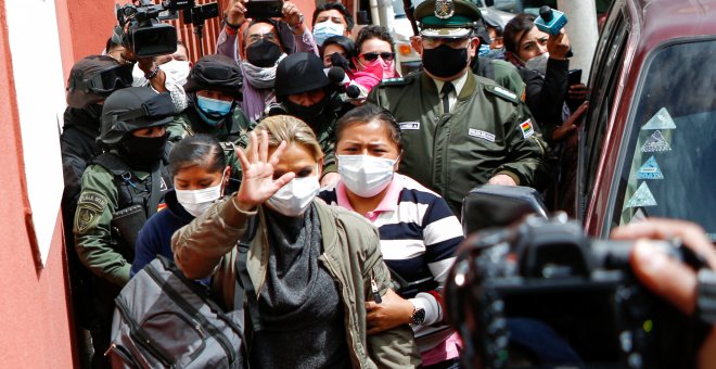 La Justicia de Bolivia amplía a seis meses la prisión preventiva de la expresidenta interina Jeanine Áñez