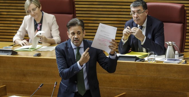 El PP asegura tener "listas de altos cargos" del Gobierno valenciano vacunados irregularmente