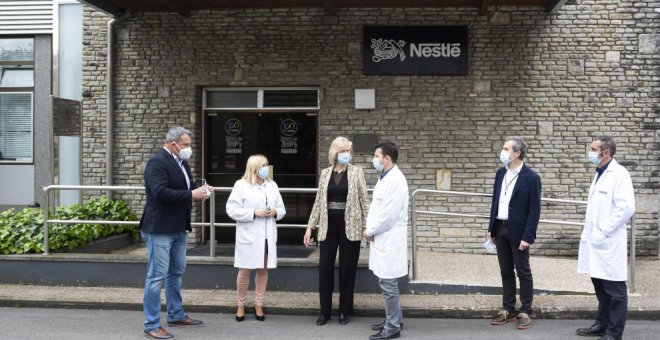Gobierno y Nestlé renuevan su colaboración para impulsar proyectos de FP Dual y que los alumnos puedan realizar prácticas en la fábrica de La Penilla
