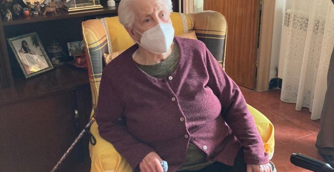 Una dona de 97 anys, desnonada per error, encara espera que l'Administració li torni mobles i objectes