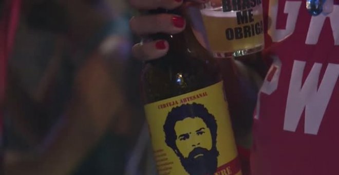 La cerveza 'Lula Libre' triunfa en Río de Janeiro