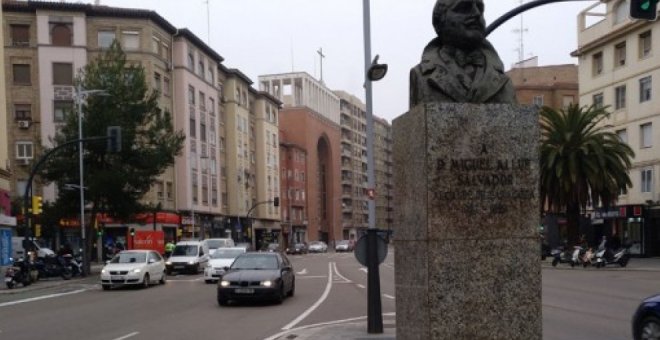 PP y Cs mantienen en el callejero de Zaragoza a los jefes franquistas de la purga en la educación y otras 4 noticias que debes leer para estar informado hoy, domingo 4 de abril de 2020