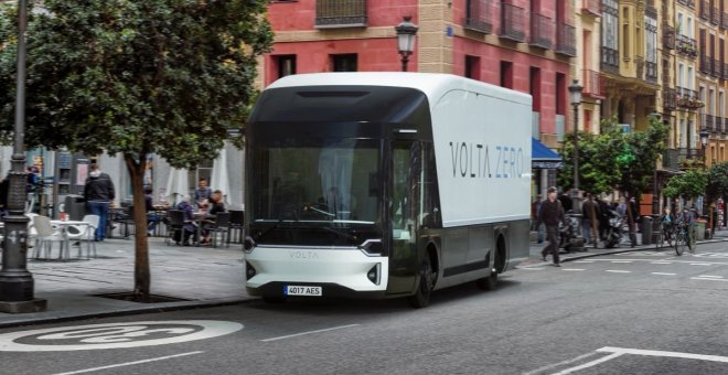 El camión eléctrico urbano Volta Zero llega a España y da comienzo a su periodo de reservas