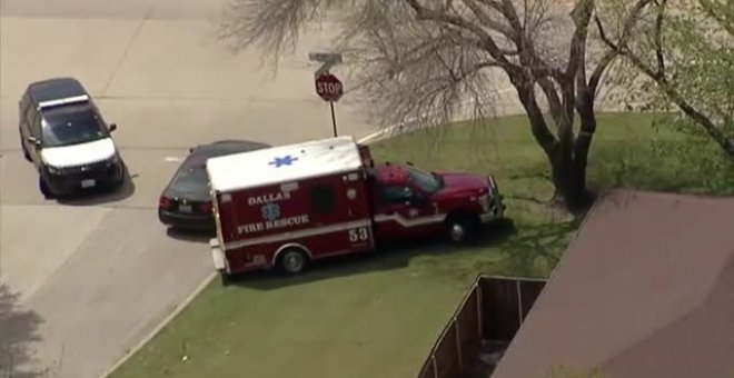 Persecución por la calles de Dallas tras robar una ambulancia de los bomberos