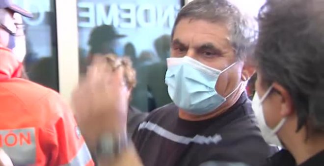 Peligrosas aglomeraciones durante la vacunación masiva en Santiago