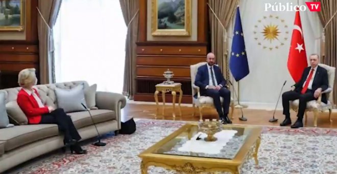 Protocolo machista: Ursula Von der Leyen, relegada a un sofá lateral en el encuentro con Erdogan