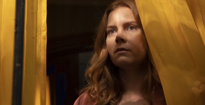 La mujer en la ventana: el thriller con Amy Adams, Gary Oldman, Julianne Moore y más