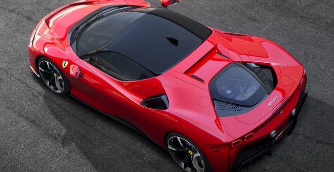 Ferrari adelanta el lanzamiento de su primer coche eléctrico: confirmado para 2025