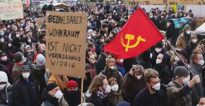 Miles de personas protestan en Berlín por el "no" del Constitucional al tope del alquiler