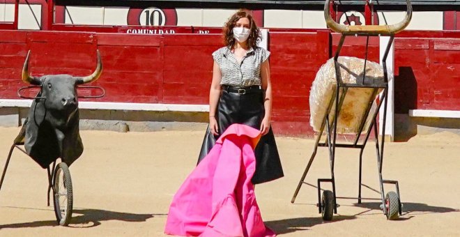 Ecologismo de emergencia - Ayuso se va a los toros