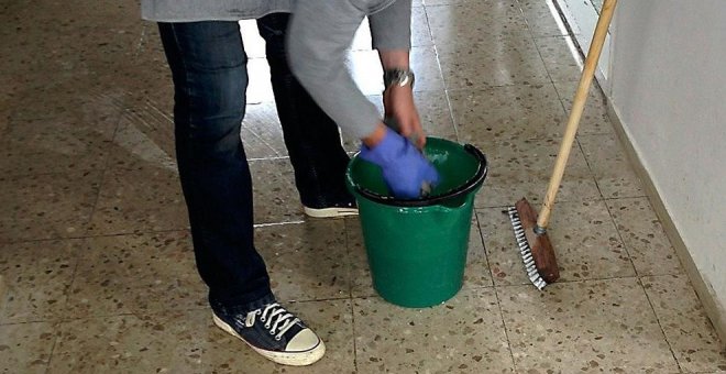 Participar en las tareas del hogar puede ser beneficioso para la salud del cerebro en los adultos