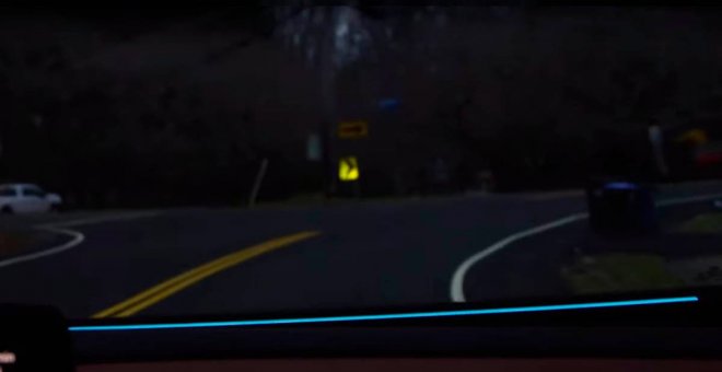 Una barra de luz LED, al estilo KITT, "habla" con los ocupantes de los coches eléctricos de Volkswagen