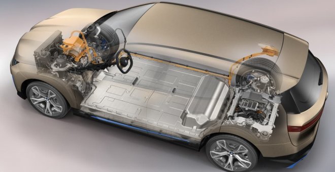 BMW tendrá su primer coche con batería de electrolito sólido antes de 2025