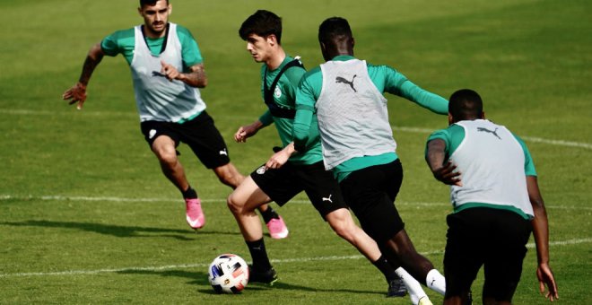 El Racing de Santander finaliza el confinamiento y vuelve a entrenar