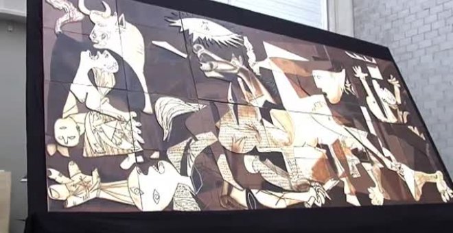 El Guernica más dulce: una inmensa tableta de de chocolate reproduce el cuadro de Picasso