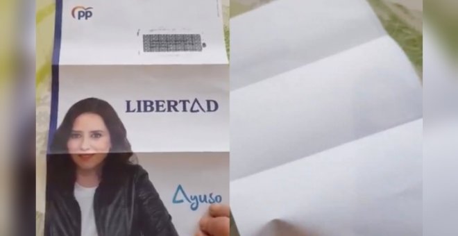 "Nada por aquí, nada por allá": críticas a la propaganda electoral en blanco de Ayuso