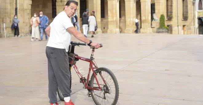 Las bicicletas no son para la plaza del Ayuntamiento de Oviedo