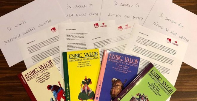 Esquerra Unida remite cartas con libros de Enric Valor al Ayuntamiento de Mutxamel para pedir que mantenga su calle