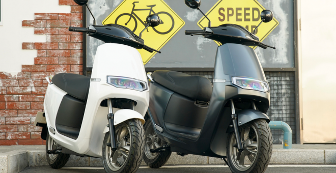 Ecooter E2 Max: un asequible scooter eléctrico con baterías Samsung y buen despliegue de equipamiento