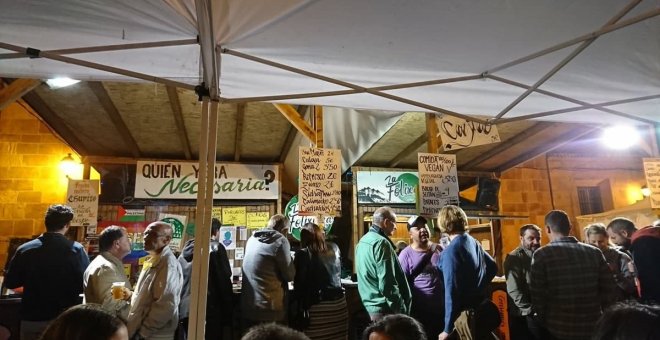 Las ONG defienden la convivencia entre chiringuitos y hostelería en San Mateo