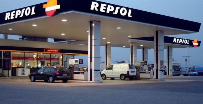 Repsol sale de pérdidas en el primer trimestre y gana 648 millones