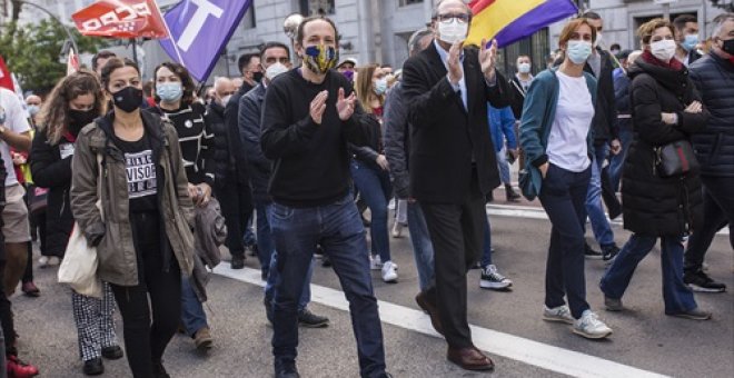 La izquierda agarra la bandera de la lucha obrera para tumbar a la derecha en Madrid