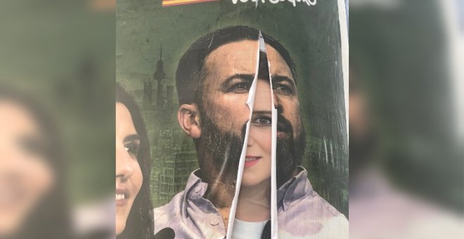 "El octavo pasajero": el cartel de campaña de Vox que es la metáfora perfecta de lo que podría ser el próximo Gobierno de Madrid