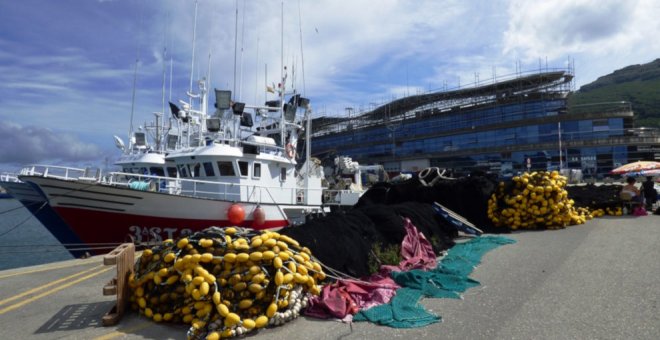 El Parlamento exige que Cantabria vacune "de forma urgente" al sector pesquero