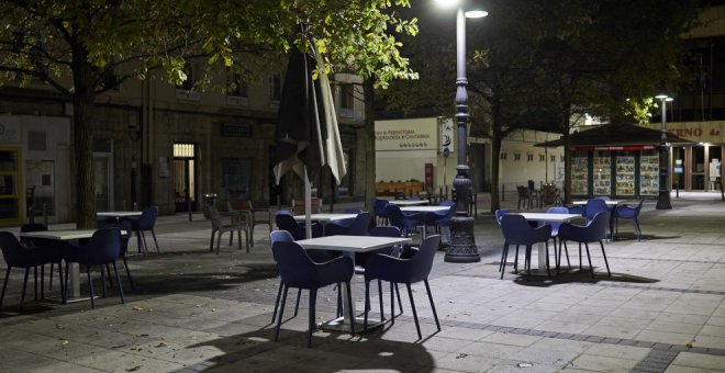 Santander vive una "noche tranquila" tras decaer el Estado de Alarma con algunos botellones pero sin incidentes graves