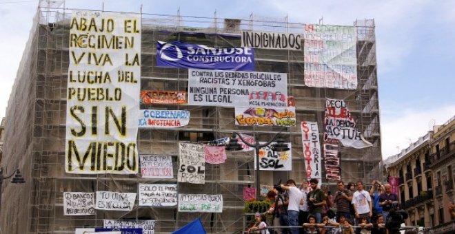 2011 ? 2021: De la dignidad al duelo