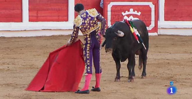 La abstención del PSOE permite que salga adelante una propuesta del PP para que RTVE vuelva a emitir corridas de toros