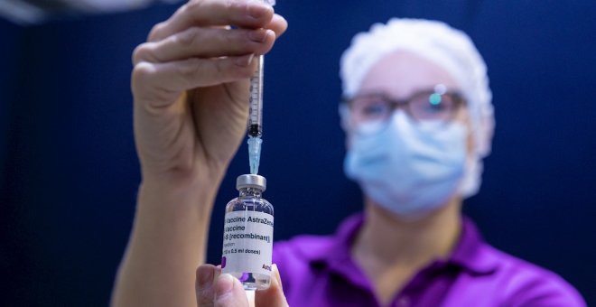Sanitat proposa a les comunitats utilitzar Pfizer amb els menors de 60 anys vacunats amb AstraZeneca