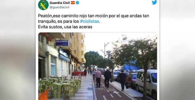 El consejo de la Guardia Civil sobre usar las aceras que ha cabreado a muchos tuiteros: "¿Qué acera?"