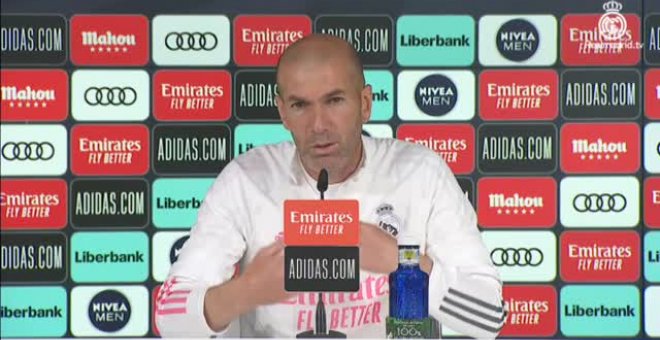 Zidane: "Sólo pienso en los tres partidos"