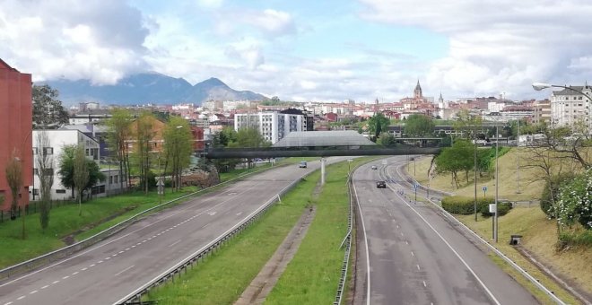 "50.000 ovetenses seguirán sufriendo la autopista" denuncia Somos