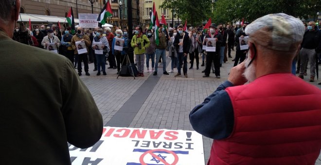 Cientos de personas exigen en Xixón que Israel detenga "las masacres y crímenes contra el pueblo palestino"