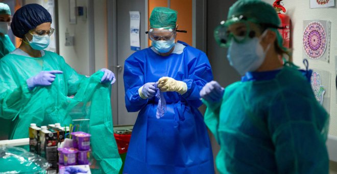 Cantabria contratará enfermeros jubilados para vacunar contra el Covid