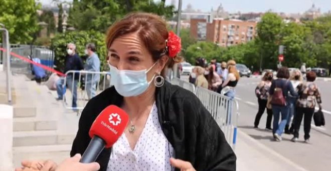 Mónica García reivindica la jornada de 32 horas y la transición ecológica por San Isidro
