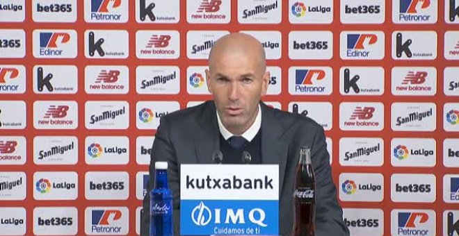 Zidane: "¿Cómo voy a decirles a mis jugadores que me voy ahora?"