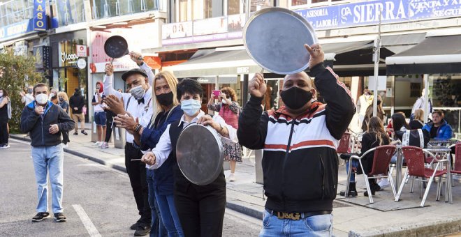 El TSJC estima el recurso de los hosteleros contra la limitación del horario de cierre