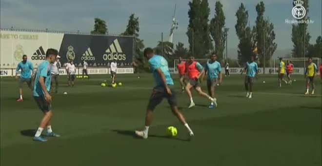 Ramos hace parte del entrenamiento con el grupo